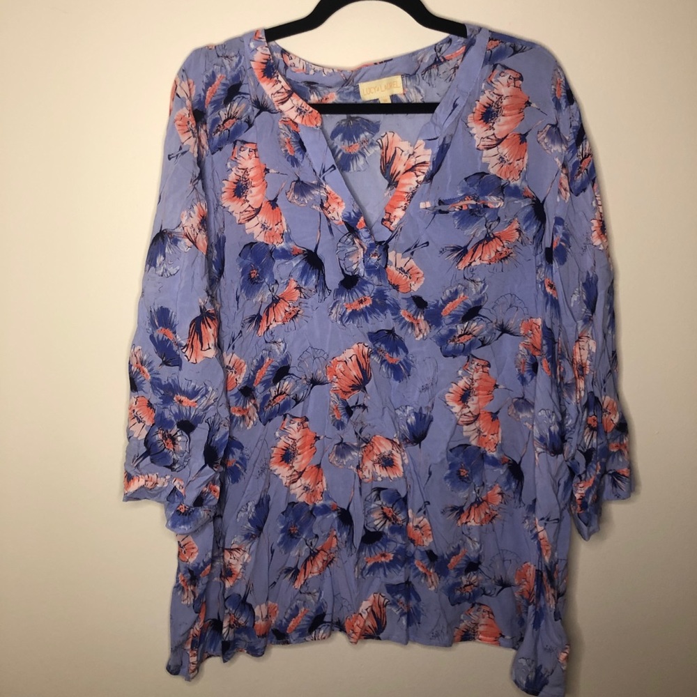 • FINAL DROP • floral blouse